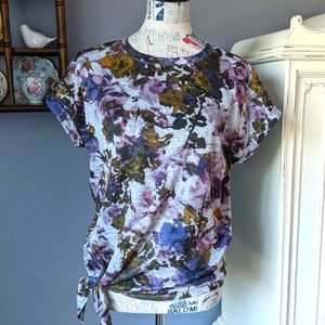 Floral short sleeve top